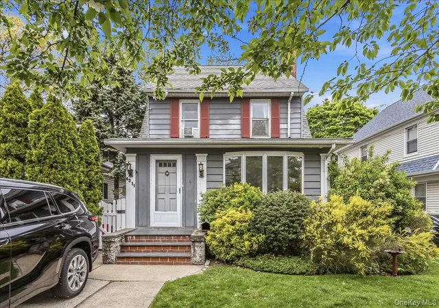 Homes for sale in New York, NY | 4311 Westmoreland St, New York, NY 11363 | MLS# 987724