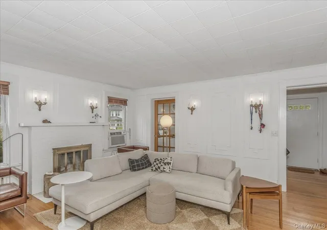 Homes for sale in New York, NY | 4311 Westmoreland St, New York, NY 11363 | MLS# 987724
