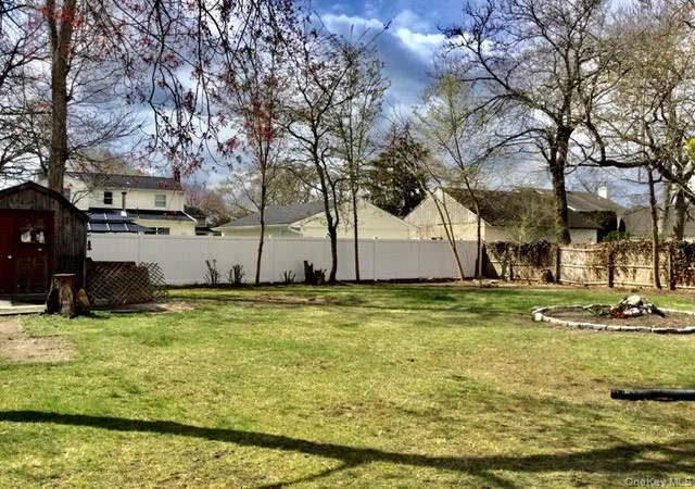 17th image of 56 Gwendolyn Pl, Islip, NY 11730 | MLS# 987764