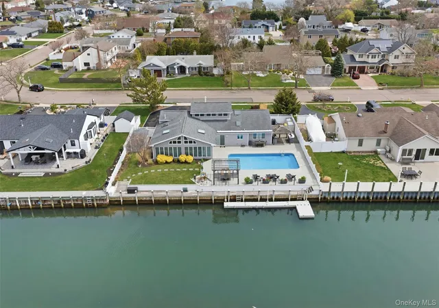 2nd image of 21 Shore Dr W, Babylon, NY 11726 | MLS# 987827