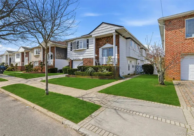 Photo 3 of Sale Pending at 162 12 88th Street, New York, NY 11414 | MLS# 987836 | Listing updated on 2026-09-19