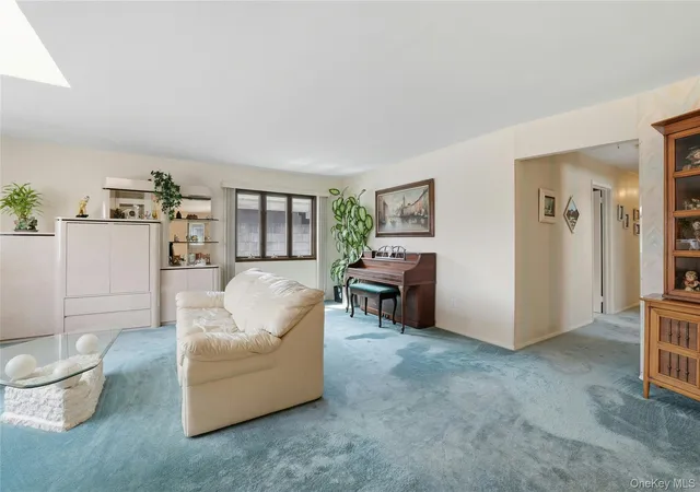 Photo 4 of Sale Pending at 162-12 88th Street, New York, NY 11414 | MLS# 987836 | Listing updated on 2026-09-19