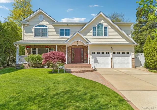 Photo 1 of Sale Pending at 1442 Stevenson Cir, Hewlett, NY 11557 | MLS# 987853 | Listing updated on 2026-09-19
