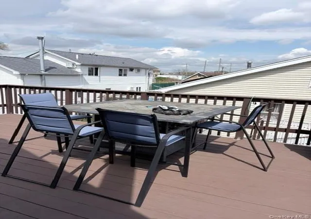 3rd image of 10207 Davenport Ct, Howard Beach, NY 11414 | MLS# 987881