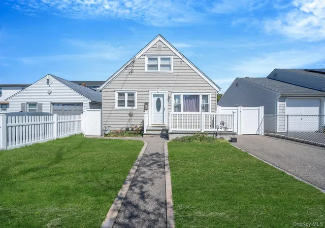 1st image of 82 E Seacrest Ave, Babylon, NY 11757 | MLS# 987892