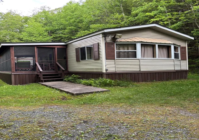 2nd image of 46 Elm Hollow Rd, Rockland, NY 12758 | MLS# 987897