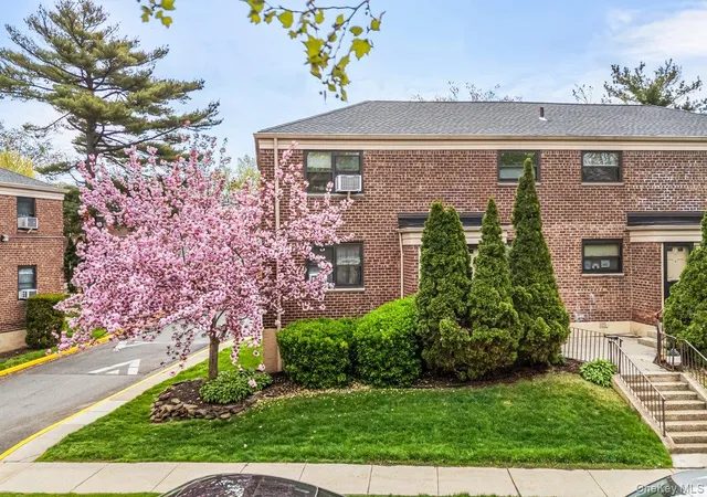 Photo 2 of Sale Pending at 219 50 74th Avenue #328A2, New York, NY 11364 | MLS# 987900 | Listing updated on 2026-09-05