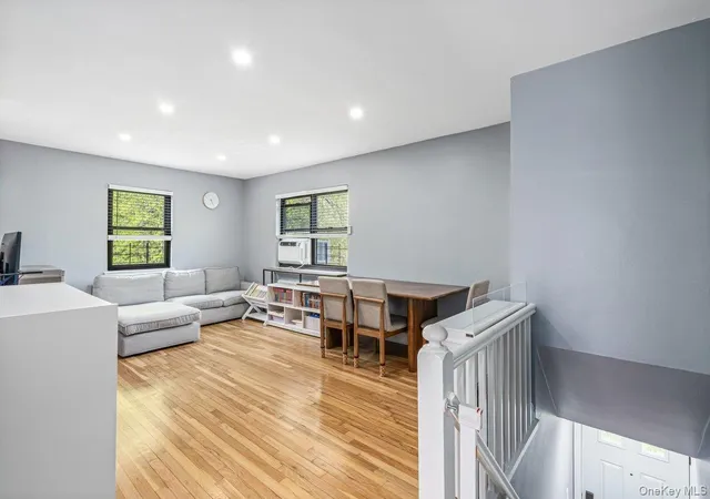 Listing Photo 5 - Condo for sale in building located at 219-50 74Th Ave, New York, NY 11364 - Unit #328A2