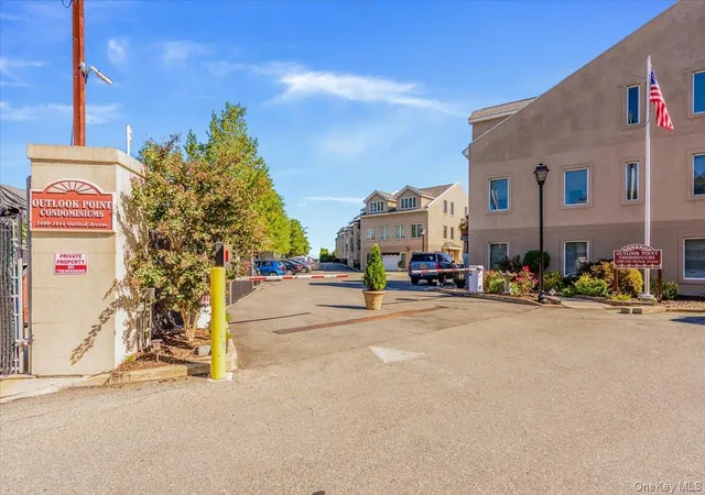 2nd image of 1436 Outlook Ave, New York, NY 10465