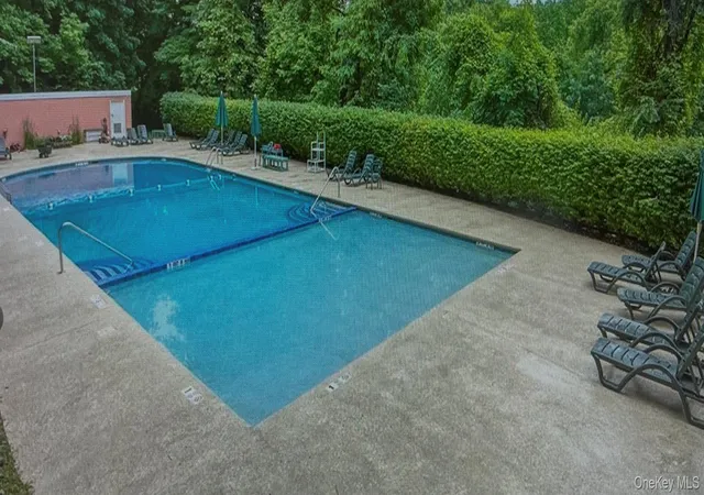 Photo 20 of Sale Pending at 40 Rockledge Rd #2A, Hartsdale, NY 10530 | MLS# 987972 | Listing updated on 2026-09-19