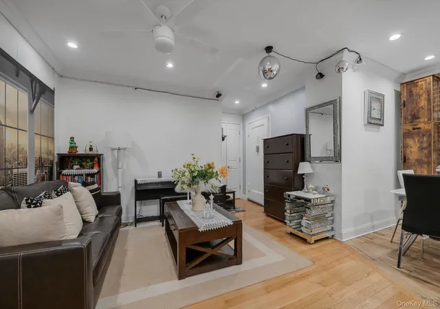 1st image of 35 21 81 St #1C, New York, NY 11372 | MLS# 987980