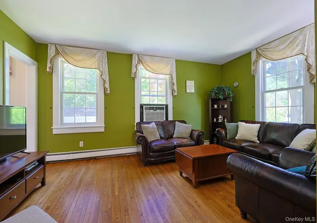 5th image of 9 Library Rd, Tuxedo Park, NY 10987 | MLS# 988001