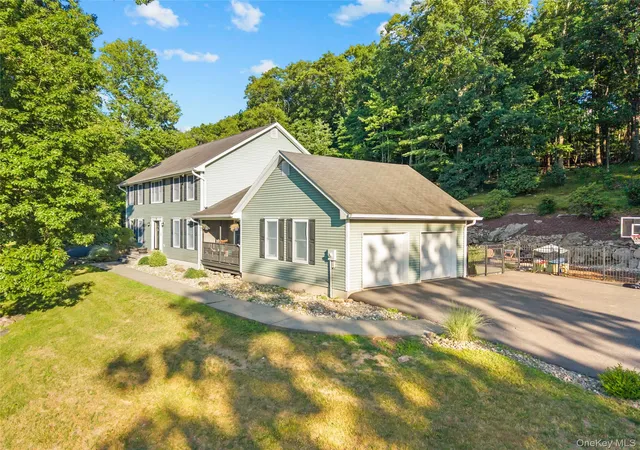 Homes for sale in Stony Point, NY | 22 Pyngyp Rd, Stony Point, NY 10980 | MLS# 988064