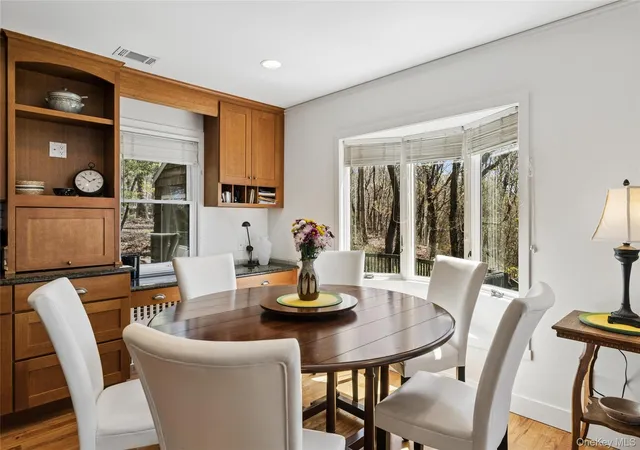 4th image of 3 Summit Dr, Calverton, NY 11933 | MLS# 988115