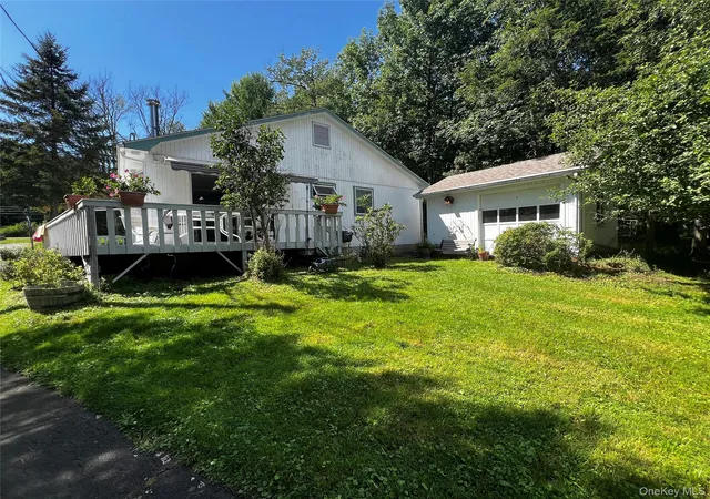 Photo 2 of Single family home for sale at 7 Jenn Ln, Thompson, NY 12701 | MLS# 988151 | Listing updated on 2026-08-16