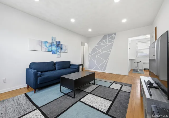 2nd image of 15 43 160th St #2F, Whitestone, NY 11357 | MLS# 988152