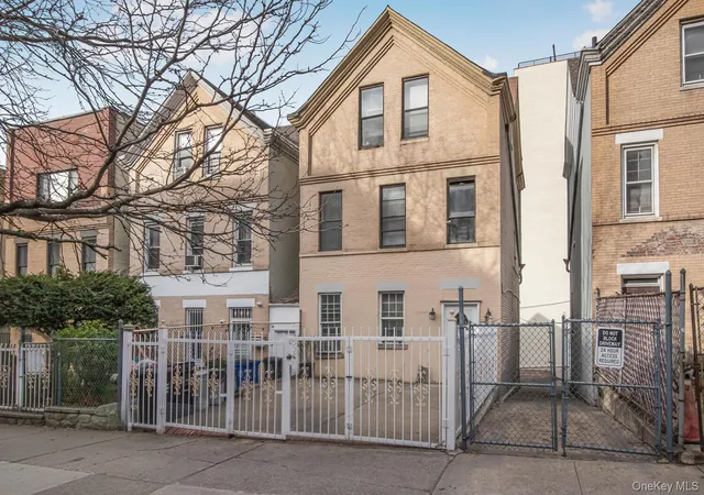 Photo 1 of Multi family home for sale at 292 Wadsworth Ave, New York, NY 10040 | MLS# 988154 | Listing updated on 2026-08-24
