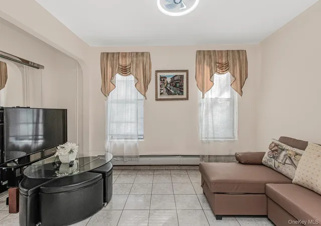 Listing Photo 5 - Condo for sale in building located at 292 Wadsworth Ave, New York, NY 10040