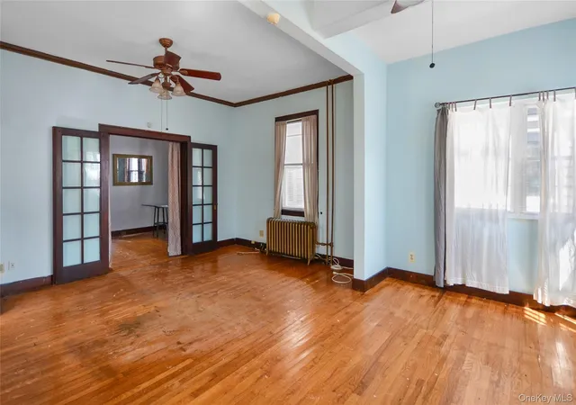 3rd image of 103 Rochelle St, New York, NY 10464 | MLS# 988163