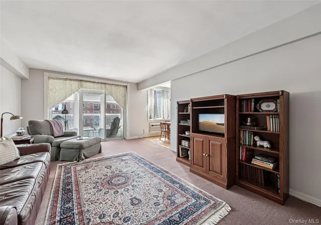 5th image of 2 Salisbury Pt #4E, Nyack, NY 10960 | MLS# 988165