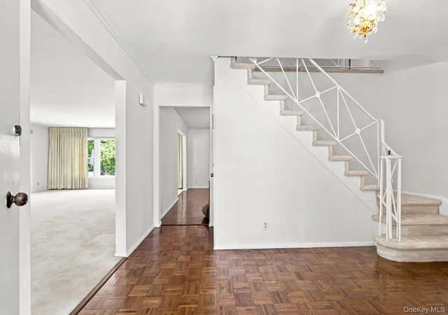 Photo 3 of Sale Pending at 9 Parkfield Rd, Scarsdale, NY 10583 | MLS# 988230 | Listing updated on 2026-08-26