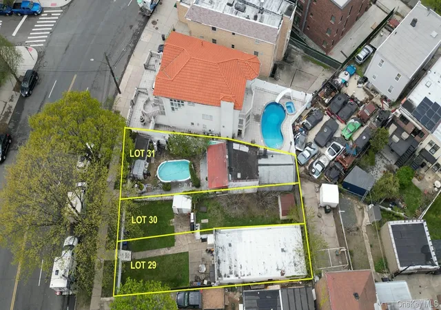 5th image of 70-07, 70-11 Ditmars Blvd, Ridgewood, NY 11385 | MLS# 988249