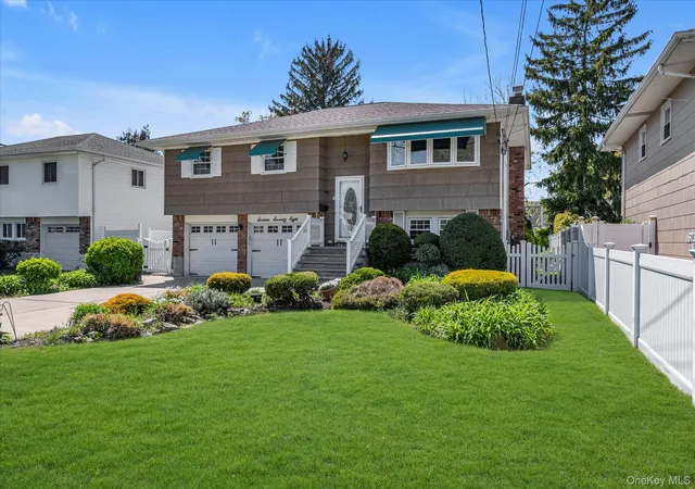 Photo 22 of Single family home for sale at 1678 Park Ave, Hempstead, NY 11566 | MLS# 988283 | Listing updated on 2026-10-03