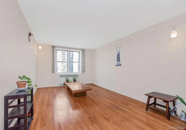 2nd image of 5645 Netherland Ave #6E, New York, NY 10463 | MLS# 988307