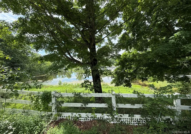 36th image of 217 Brittany Ter #217, New Windsor, NY 12575 | MLS# 988319
