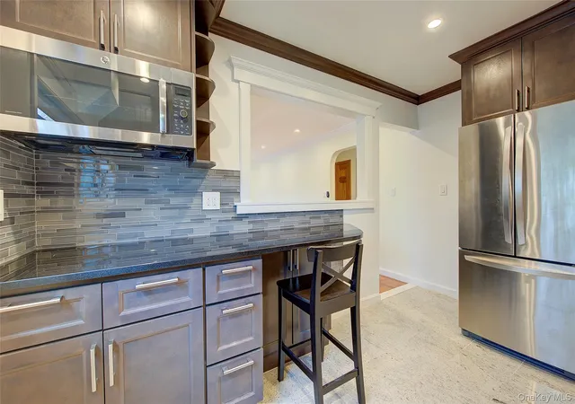 Photo 3 of Sale Pending at 7401 220th Street #132B2, New York, NY 11364 | MLS# 988336 | Listing updated on 2026-06-16