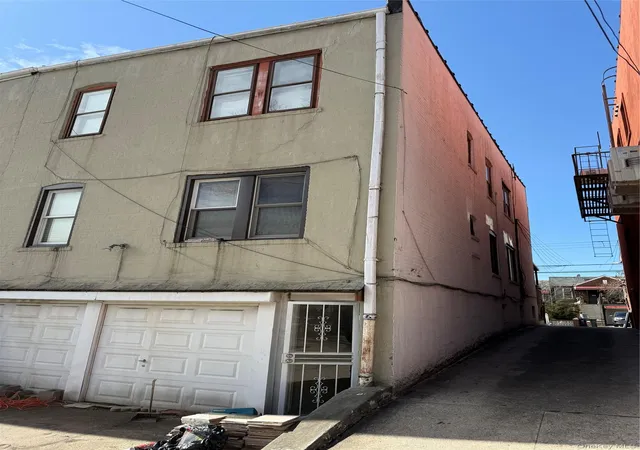 14th image of 50 33 39th Place,, Sunnyside, NY 11104 | MLS# 988353