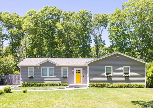2nd image of 29 Matthews Dr, Speonk, NY 11972 | MLS# 988417