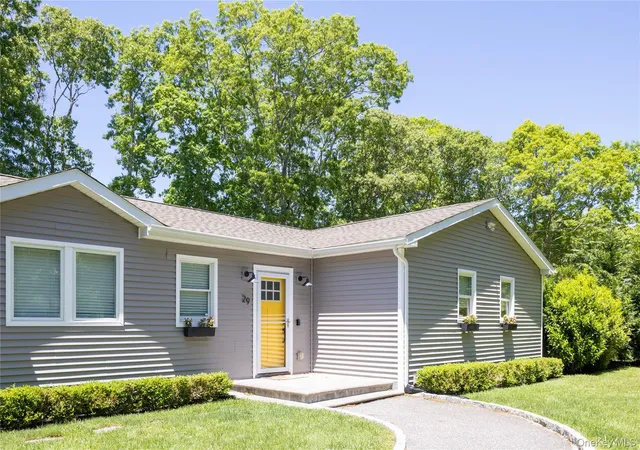 4th image of 29 Matthews Dr, Speonk, NY 11972 | MLS# 988417