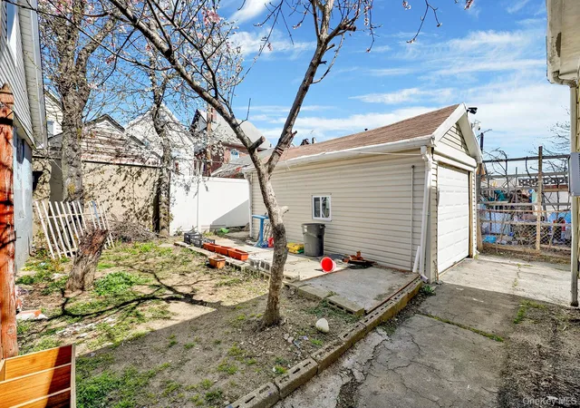 Photo 3 of House for sale at 88-37 187th Street, New York, NY 11423 | MLS# 988432 | Listing updated on 2026-06-28