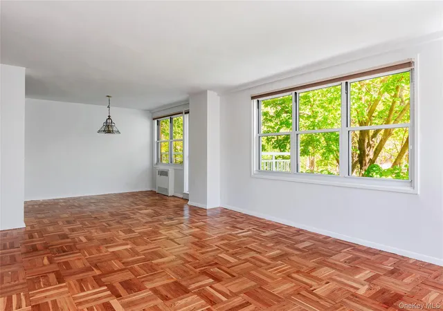 2nd image of 3935 Blackstone Ave #3C, New York, NY 10471 | MLS# 988437