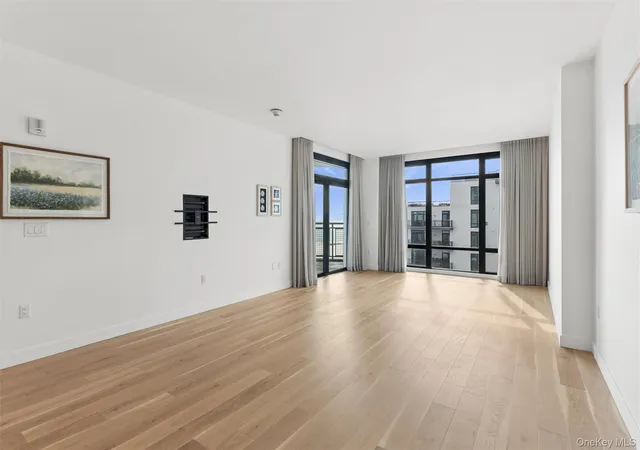 2nd image of 140 Boardwalk #905, Long Beach, NY 11561 | MLS# 988451