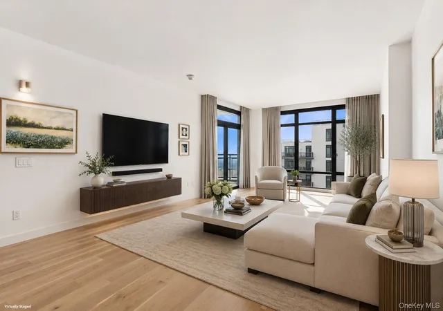 Listing Photo 5 - Condo for sale in building located at 140 Boardwalk, Hempstead, NY 11561 - Unit #905