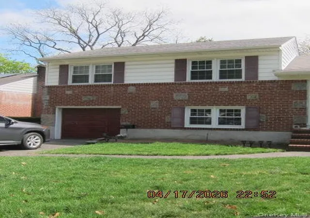 3rd image of 93 Woodview Rd, Hempstead, NY 11552 | MLS# 988463