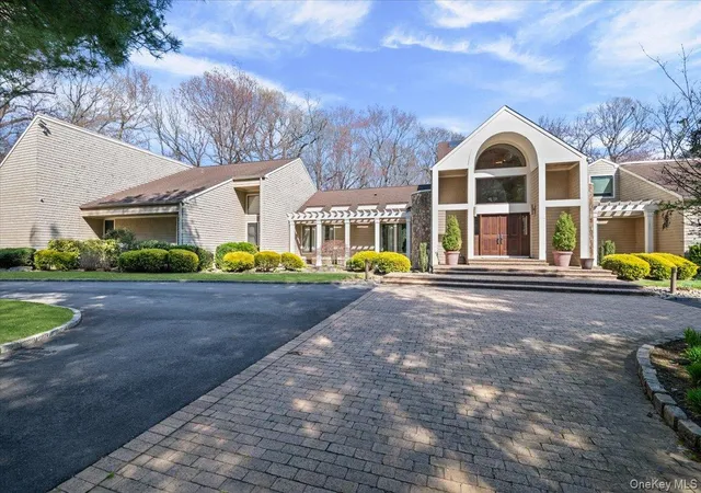 1st image of 45 Coves Run, Syosset, NY 11791 | MLS# 988558