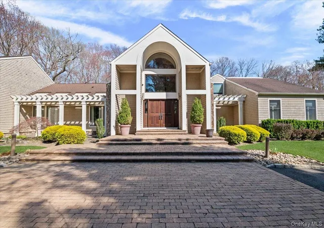 2nd image of 45 Coves Run, Syosset, NY 11791 | MLS# 988558