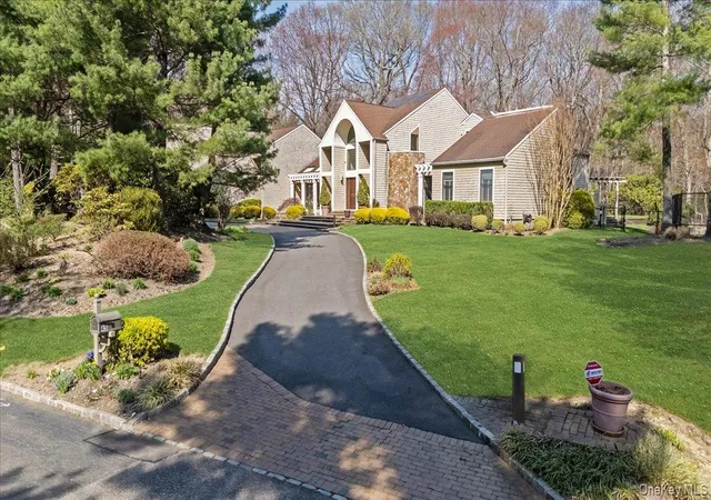 3rd image of 45 Coves Run, Syosset, NY 11791 | MLS# 988558