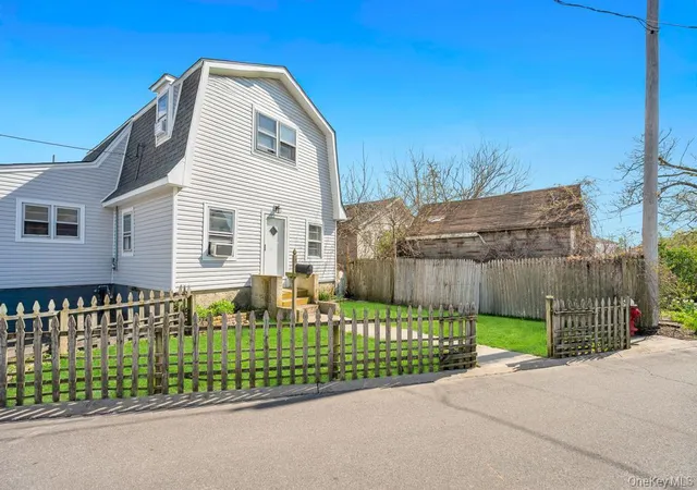 Photo 3 of Single family home for sale at 64 West Ave, Hempstead, NY 11559 | MLS# 988612 | Listing updated on 2026-07-01