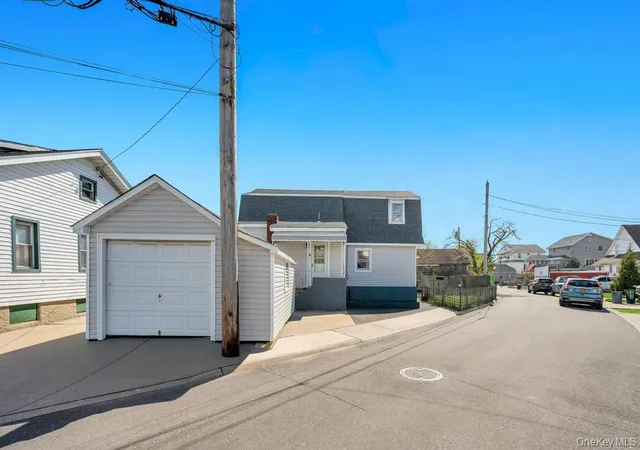 Photo 3 of Single family home for sale at 64 West Ave, Hempstead, NY 11559 | MLS# 988612 | Listing updated on 2026-07-01