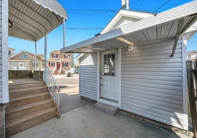 Photo 4 of Single family home for sale at 64 West Ave, Hempstead, NY 11559 | MLS# 988612 | Listing updated on 2026-07-01