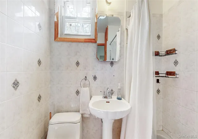Photo 4 of Sale Pending at 276 Woodbine St, Brooklyn, NY 11221 | MLS# 988620 | Listing updated on 2026-07-07