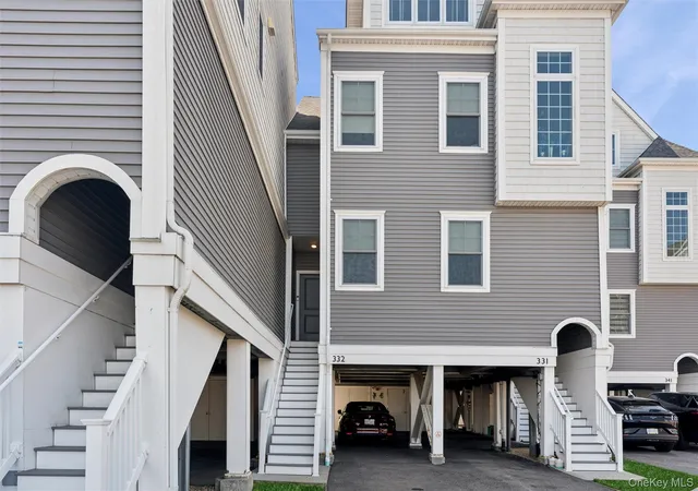 Photo 1 of Sale Pending at 332 Marina Pointe Dr #332, East Rockaway, NY 11518 | MLS# 988645 | Listing updated on 2026-09-19