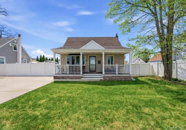 1st image of 287 43rd St, Lindenhurst, NY 11757 | MLS# 988673