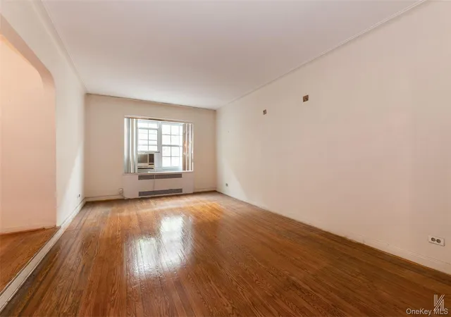 Homes for sale in New York, NY | 35-24 78Th St #B24, New York, NY 11372 | MLS# 988710