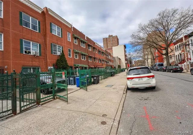 Listing Photo 4 - Condo for sale in building located at 436 E 141st St, New York, NY 10454