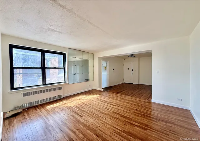 3rd image of 112-25 34 Ave #6H, New York, NY 11368 | MLS# 988768